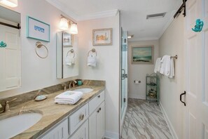 Shower, towels