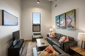 Smart TV, studio, monitor per computer