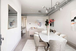 تناول الطعام