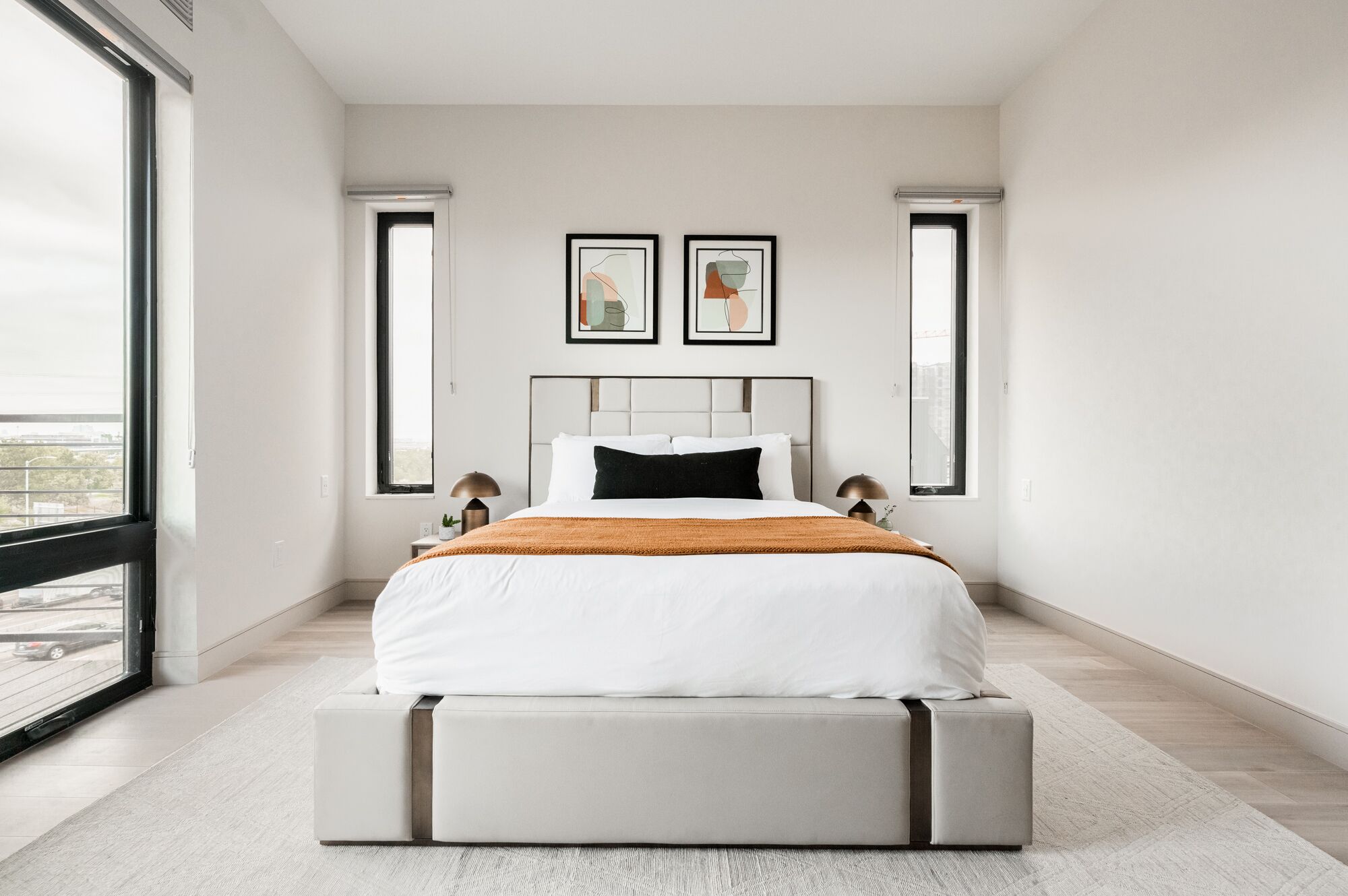 City Views! | Chic Jefferson Park Condo | Tesoro