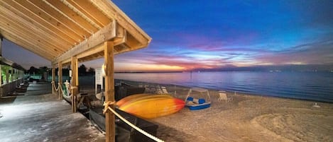 Strand