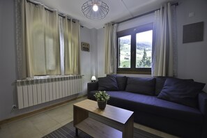 TV - Tranquility in the middle of Nature HUT 7996 (Canillo)