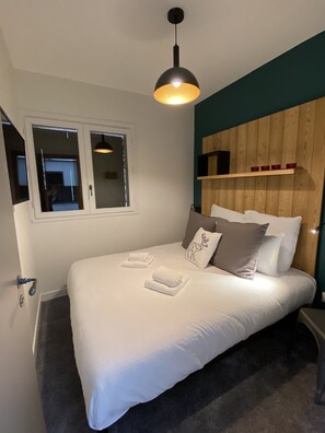 Apartamento panorâmico | Wi-Fi de cortesia, roupa de cama