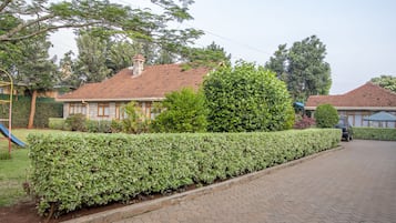 Cottage | Property grounds