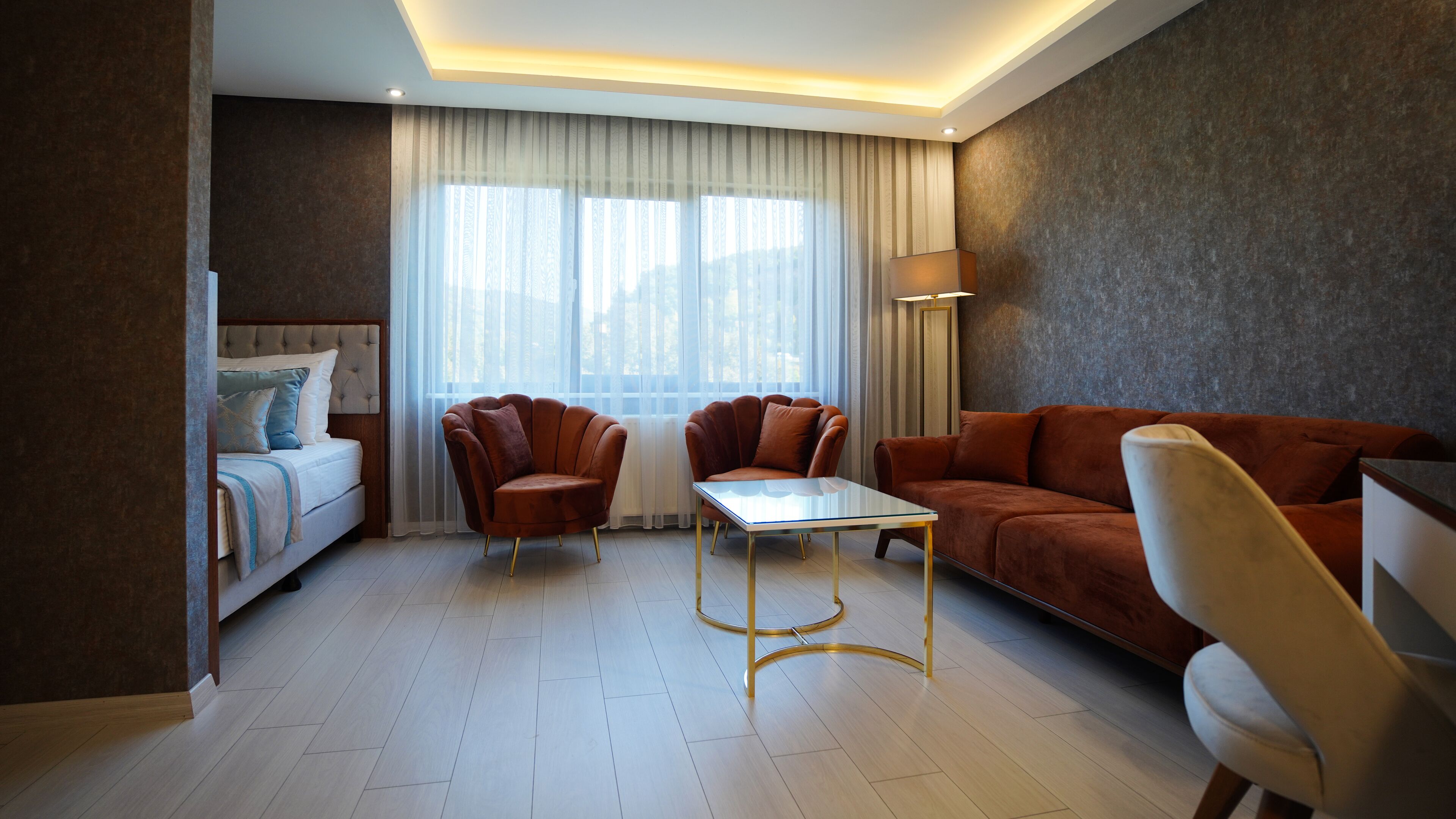 1 bedroom, premium bedding, minibar, in-room safe