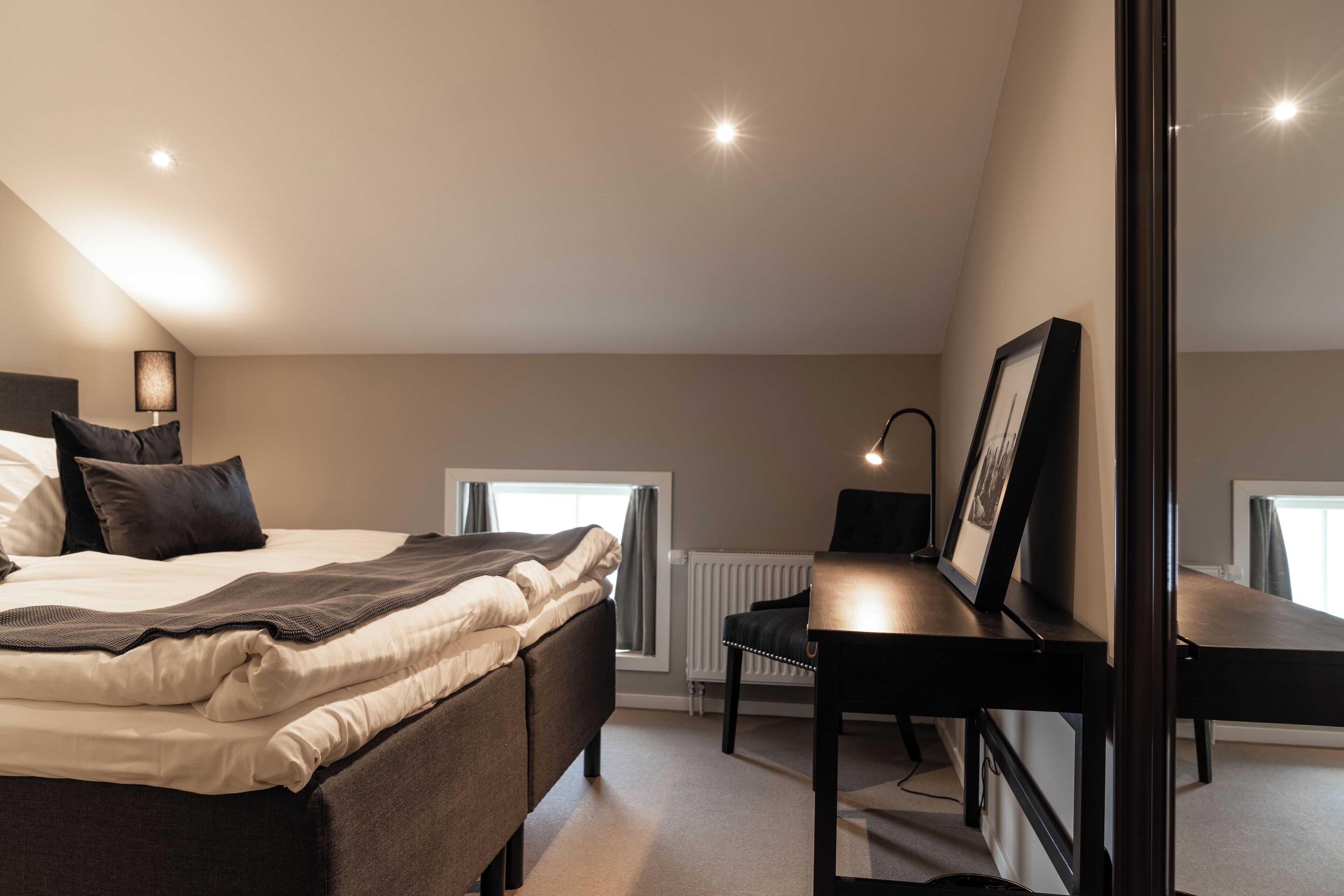 Standard Double or Twin Room | Hypo-allergenic bedding, desk, laptop workspace, free WiFi