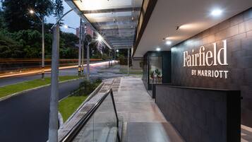 Entrada de la propiedad