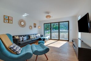 TV - 4 Bed in Mortehoe (oc-sthrow) (Mortehoe)