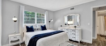 âOnly 5 Minutes To Beach â Downtown, Fast Wi-fi, Free Parking, Outdoor Grill