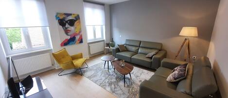 Smart TV, offices