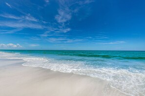 Botón de imagen sin clasificar, 4 de 47