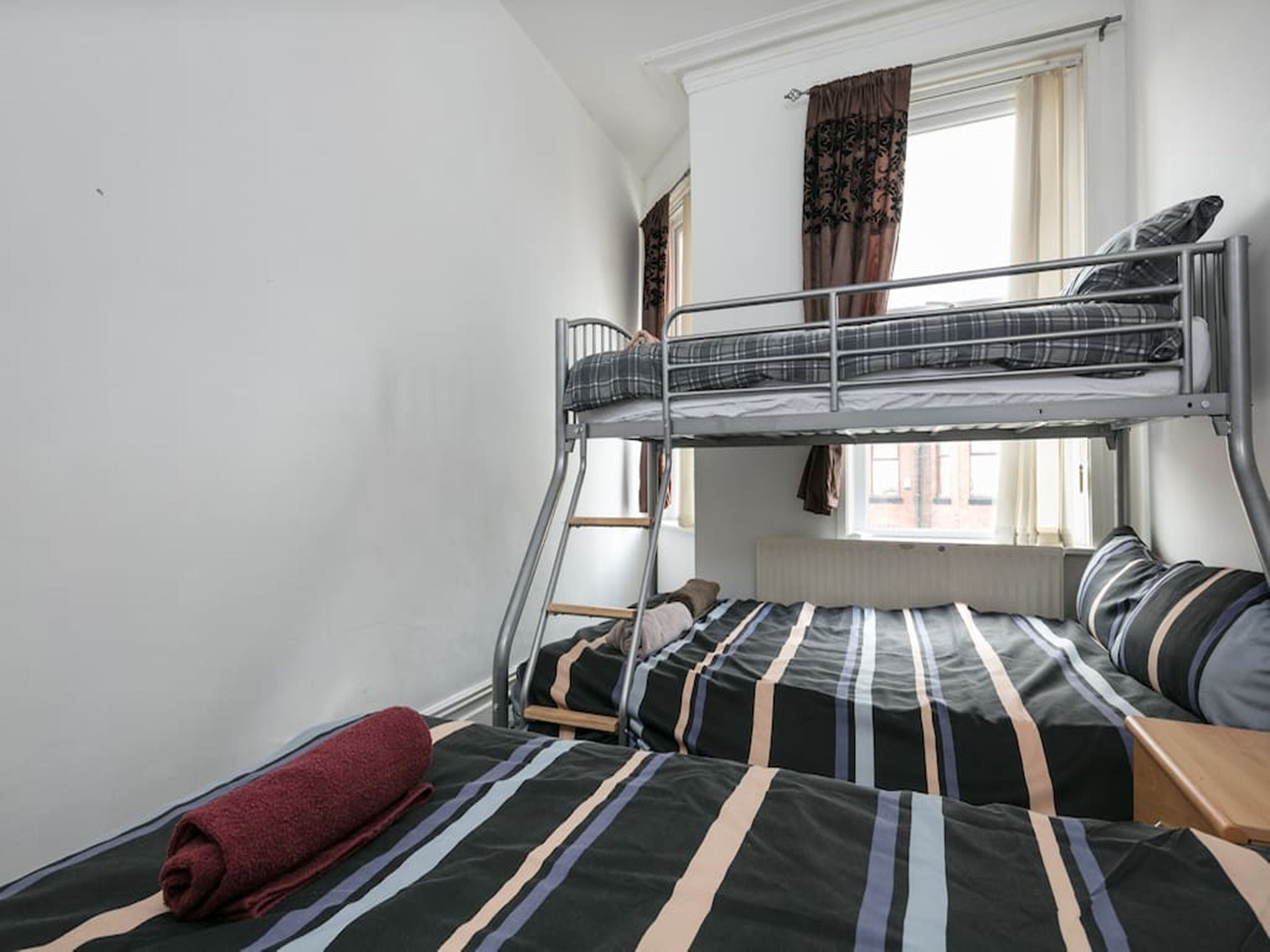 Photo - Short Term Shared R&R In Chorlton