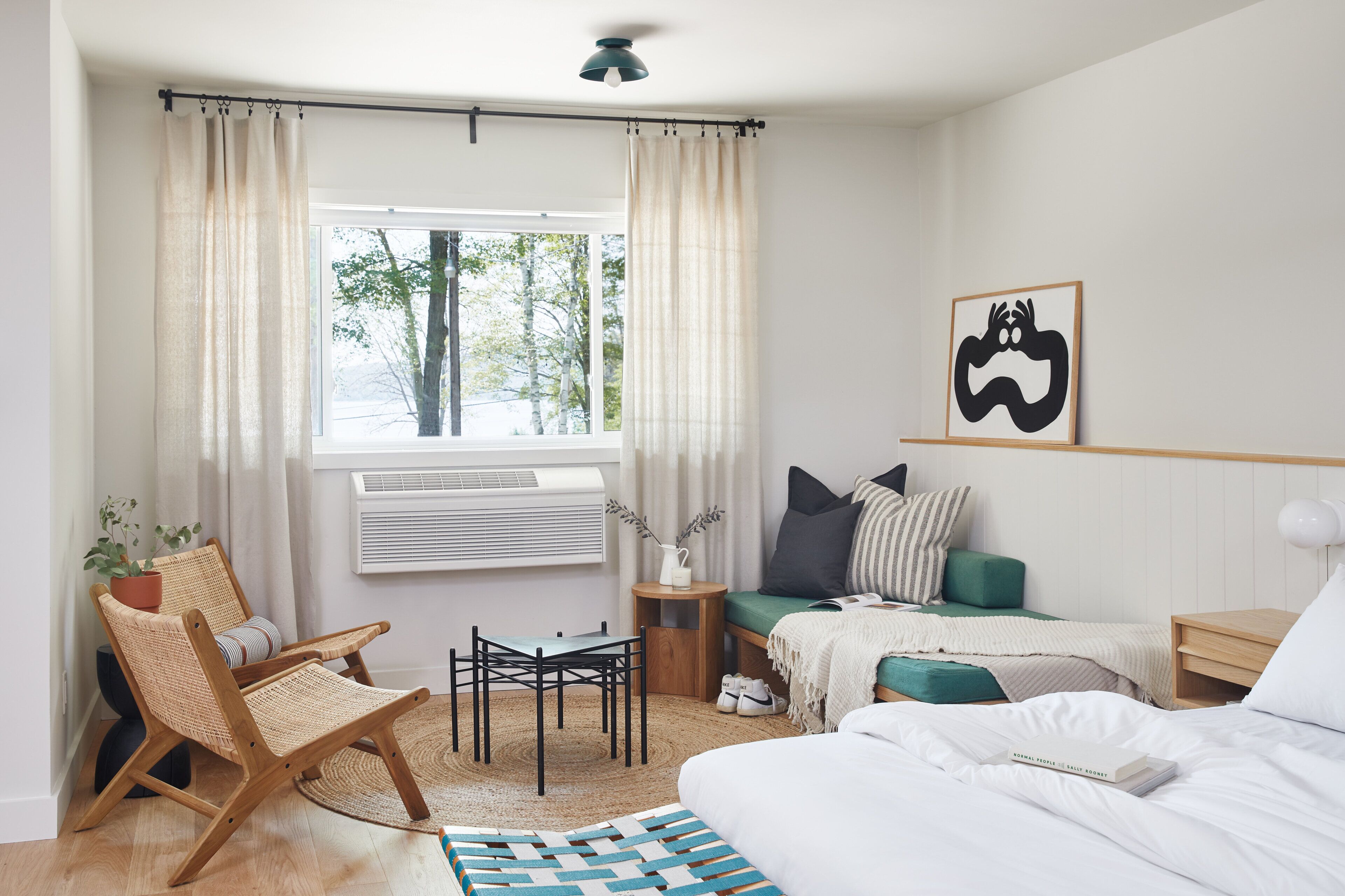 Somewhere Suite | เครื่องนอนระดับพรีเมีย  ม, พื้นที่ทำงานแบบใช้แล็ปท็อป, Wi-Fi ฟรี