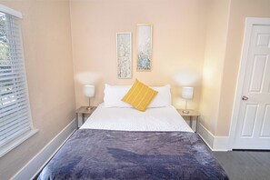 House (3 Bedrooms) | 3 bedrooms, laptop workspace, iron/ironing board, bed sheets - 3 Br/1 BA Remodeled Home Near Downtown (San Antonio)