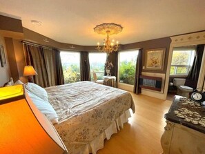 7 chambres, fer et planche à repasser, lit de bébé portatif, Wi-Fi