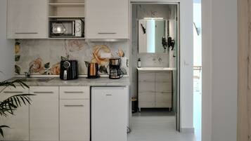 Superior-Apartment | Eigene Küche | Mini-Kühlschrank, Mikrowelle, Herdplatte