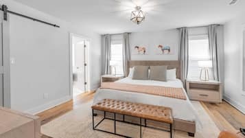 5 slaapkamers, een strijkplank/strijkijzer, reisbedje, wifi