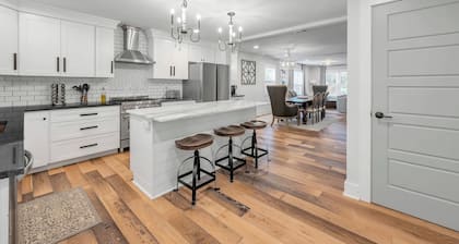 Hot Tub | Close to Downtown | Game Room | Fire Pit |
