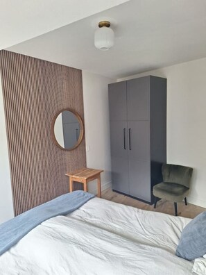 1 bedroom, iron/ironing board, free WiFi, bed sheets