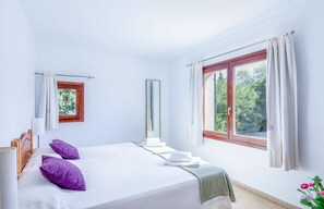 3 habitaciones, tabla de planchar con plancha y wifi gratis