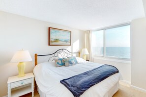 2 bedrooms, internet, bed sheets