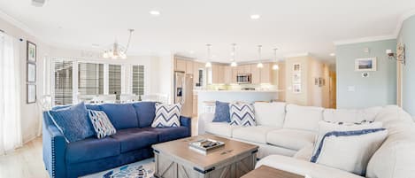 テレビ、DVD プレーヤー