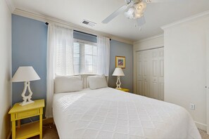 5 bedrooms, WiFi, bed sheets