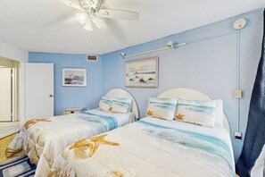 2 bedrooms, WiFi, bed sheets - Oceanfront Condo with a Shaded Balcony, AC, WiFi, Laundry & Shared Pool (Ocean City)