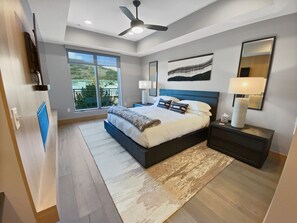 2 habitaciones, escritorio, tabla de planchar con plancha y wifi gratis