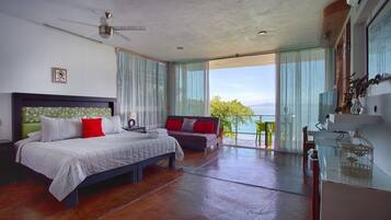 5 bedrooms, WiFi, bed sheets