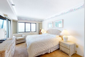 2 bedrooms, internet, bed sheets - Oceanfront Condo with Great View, Balcony, Fast WiFi, AC & Shared Pools/Hot Tub (Ocean City)