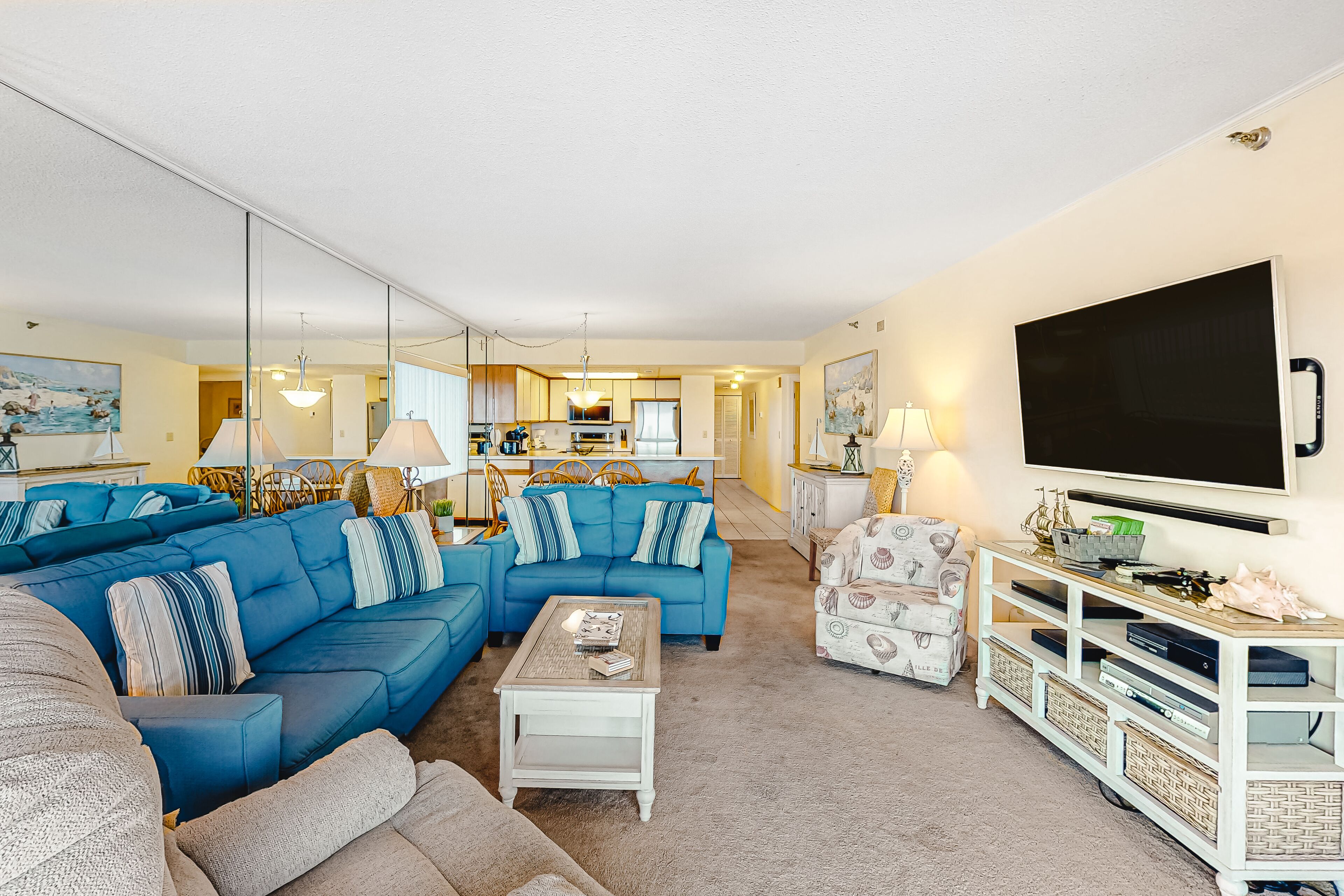 تلفزيون، مشغل دي في دي، مكتبة فيديو