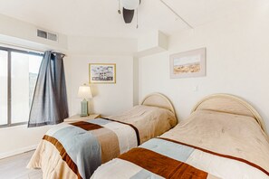 2 室のベッドルーム、インターネット、ベッドシーツ