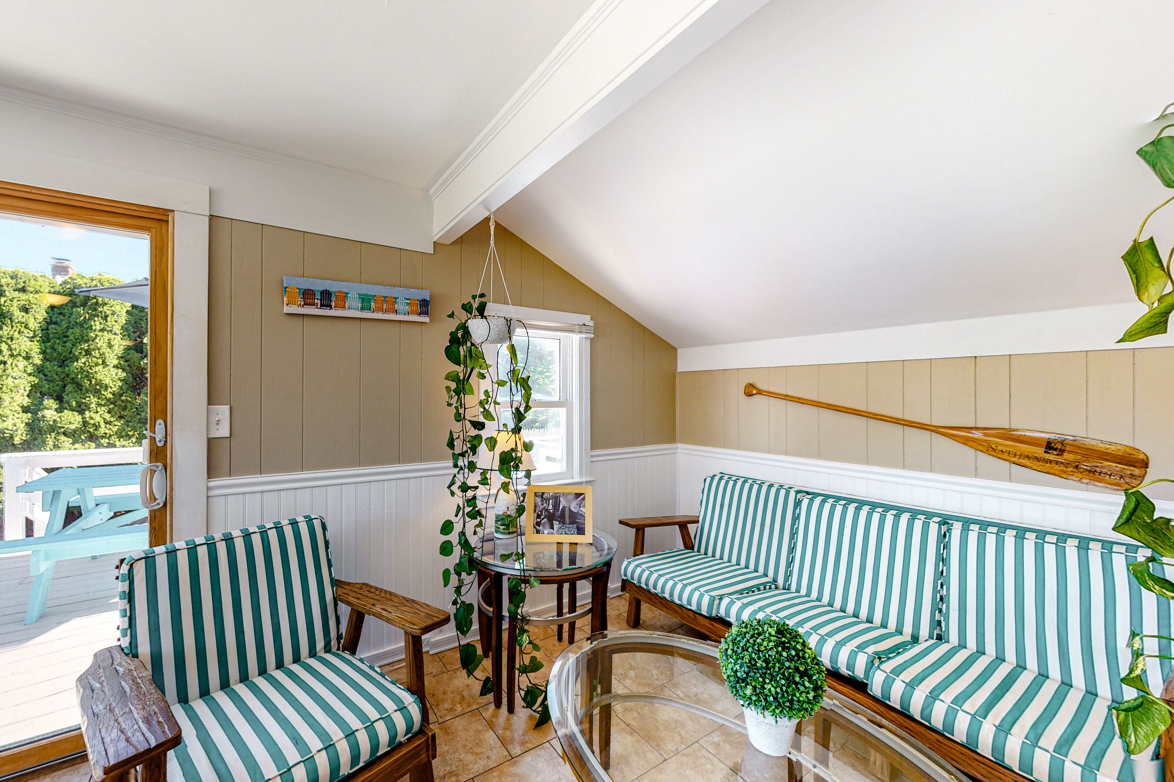 Dog-friendly Lewis Pond retreat with firepit - five minutes to beach