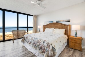 2 bedrooms, free internet, bed sheets - Splendid beachfront condo with balcony, views, pool, gym, tennis, AC & sauna (Ocean City)
