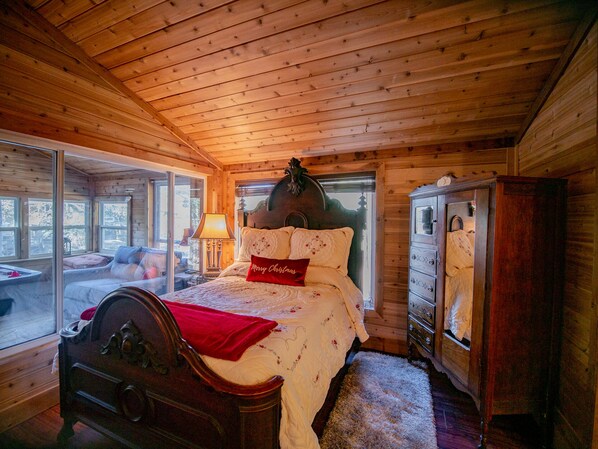 4 bedrooms, WiFi, bed sheets