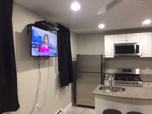 Modern Studio, 20 Minutes from NYC