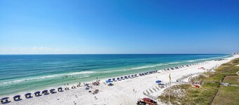 Crystal Dreams - Beach Front Condominium with Views of the Ocean & Includes Shared Pool