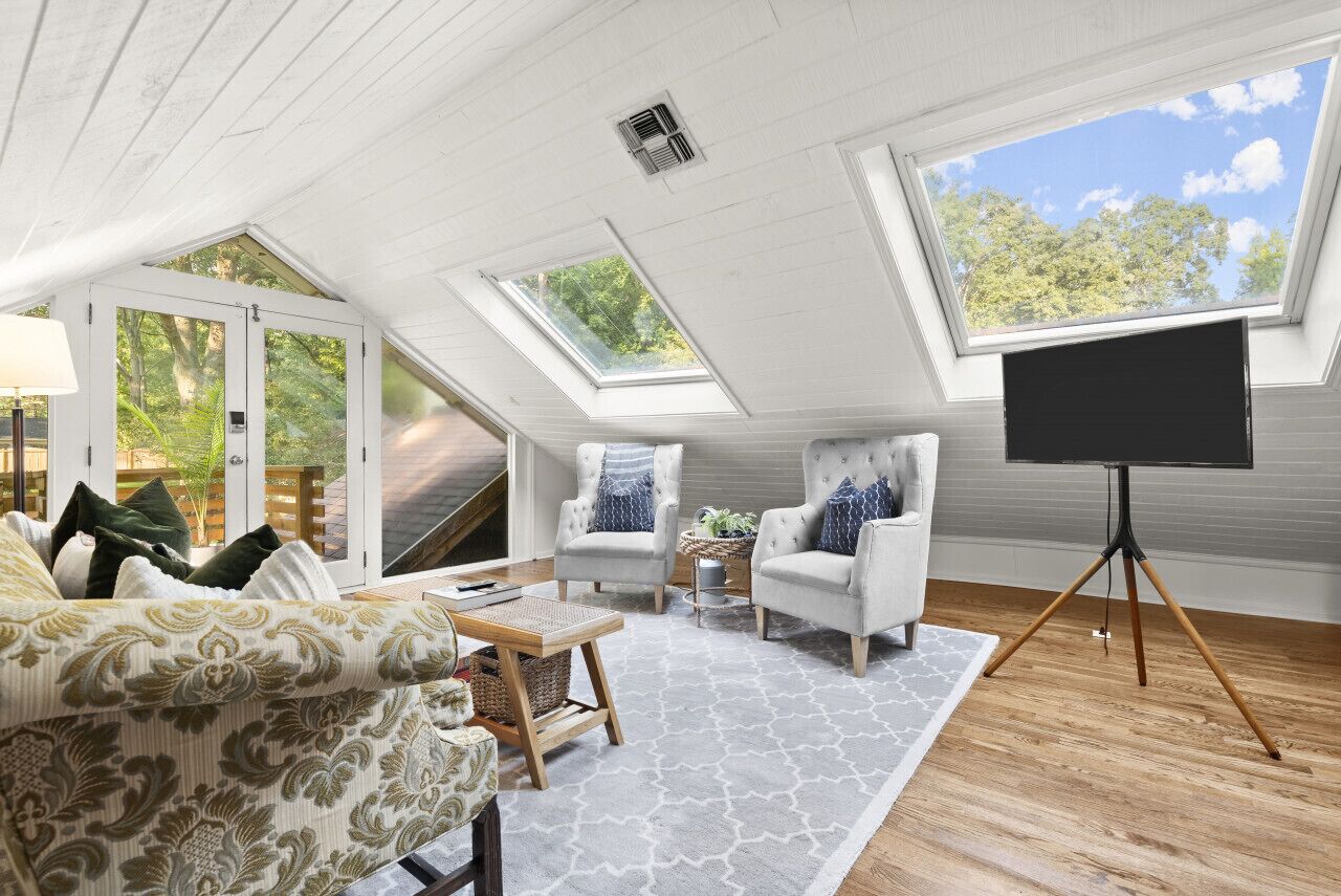 Älytelevisio, videopelejä, kirjoja