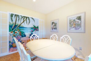 Dining - Charming Bayfront Condo Close to the Beach w/Shared Pool, Free WiFi, Private W/D (Ocean City)