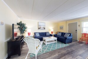 Fernseher, DVD-Player