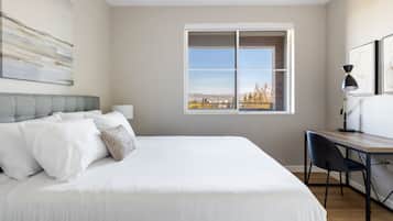 Signature Apartment, 1 Bedroom, Balcony (Self Check-in with Virtual Front Desk)