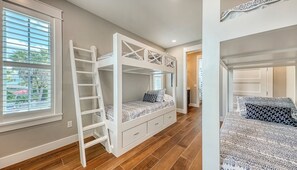 7 chambres, fer et planche à repasser, Wi-Fi gratuit, draps fournis