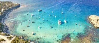 Villa Coralia Gardens 1km From Coral Bay Beach