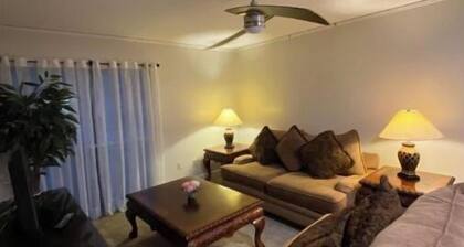 Great Location! Walk to Shands/UF/VA/Vet