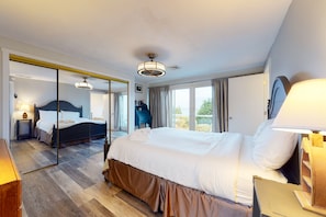 3 bedrooms, WiFi, bed sheets - Dream beach home on Lewis Bay with ocean views & amazing outdoor areas (West Yarmouth)