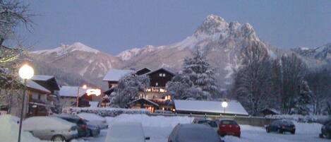 Aparcamiento en las instalaciones