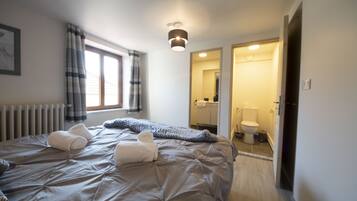 11 slaapkamers, reisbedje, gratis wifi, beddengoed