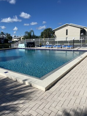 Outdoor pool, a heated pool - Waterfront view & walk to restaurants, shops & parks. (Vero Beach)