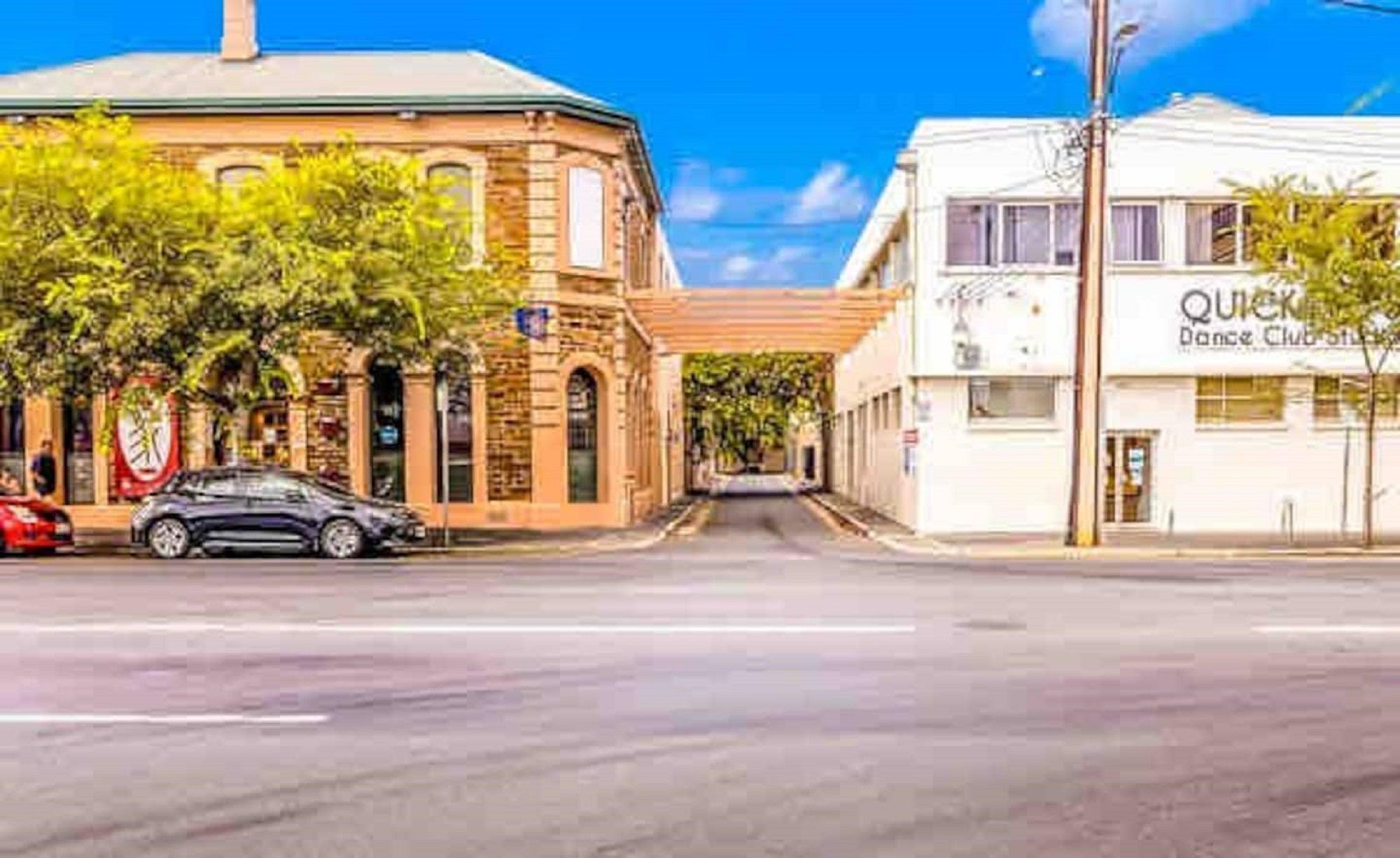 City Studio at Gouger with WIFI